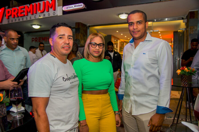 3 Daniel Torres, Estephany Cordero y Jorge Mojica.