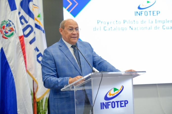 Rafael Santos Badía, director general del INFOTEP (21)