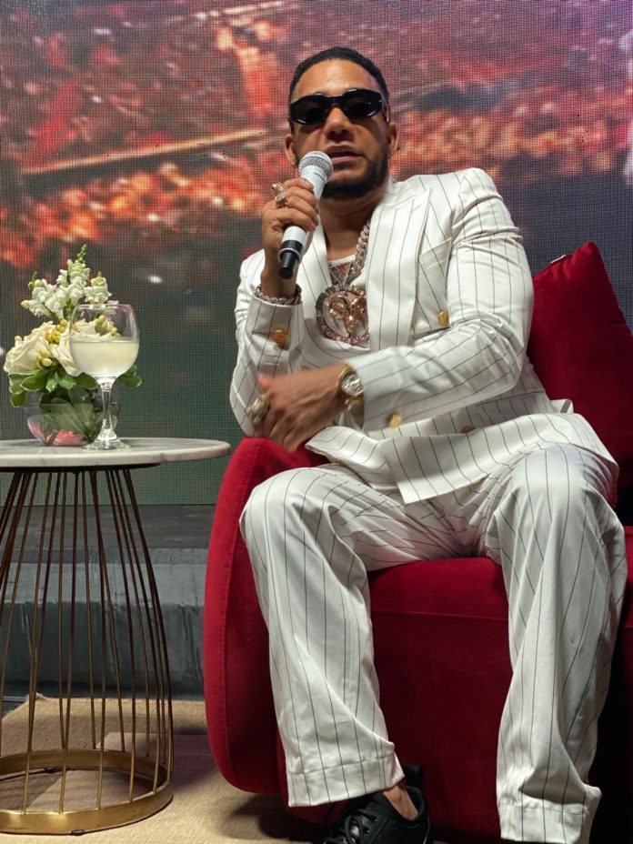 ELVIS MARTINEZ, EL CAMARON