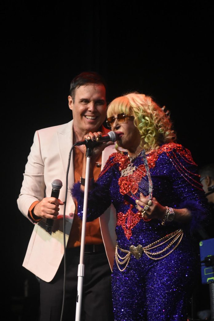 Frank Ceara y Fefita La Grande, Navidad entre Amigos 2025