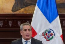 Hazoury reitera el verdadero reto del turismo es mantener el crecimiento sostenido con orden y reglas claras
