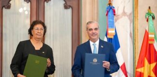 República Dominicana y Surinam fortalecen relaciones con acuerdos en turismo, agricultura e inversión