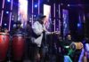 Sergio Vargas convierte sus grandes éxitos en un coro durante “Los Jueves del Cangrejo”