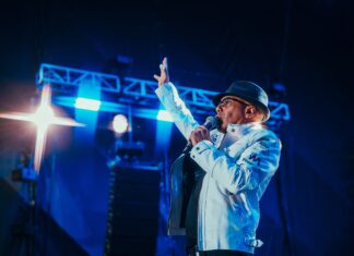 Ramón Orlando hace historia con un concierto olímpico que dimensionó la música popular dominicana